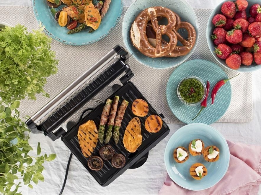 Kontaktowy składany grill elektryczny Eldom GK120