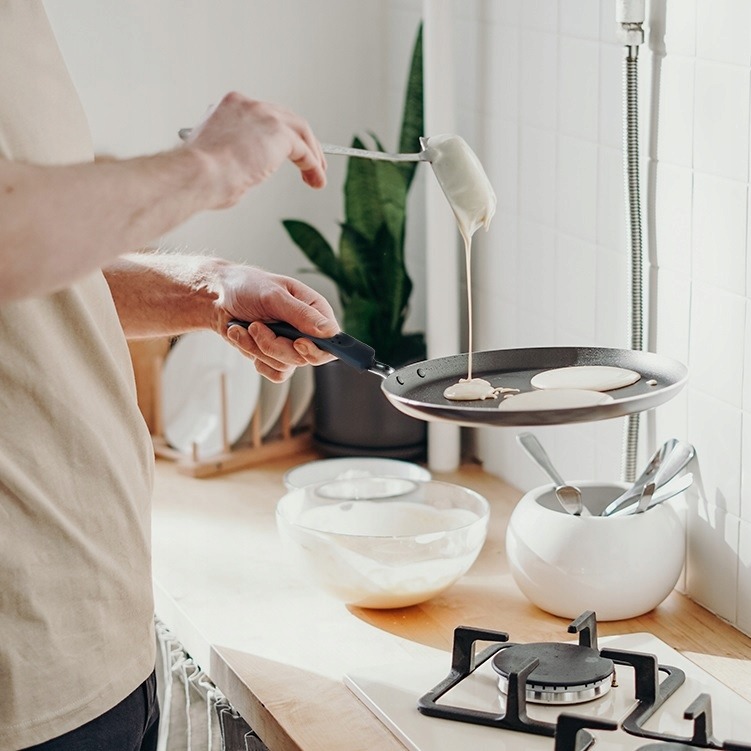 PATELNIA DO NALEŚNIKÓW 24CM MARMURKOWA Indukcja pancakes