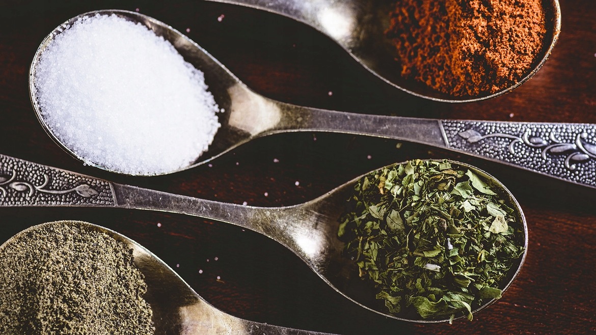 2x MŁYNEK DO PIEPRZU SOLI ZESTAW MPM SMILE SMP-9