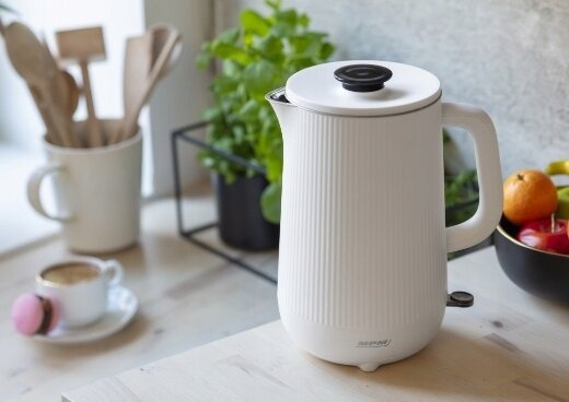 CZAJNIK ELEKTRYCZNY BEZPRZEWODOWY MPM MCZ-115 1800 W 1,5 l biały