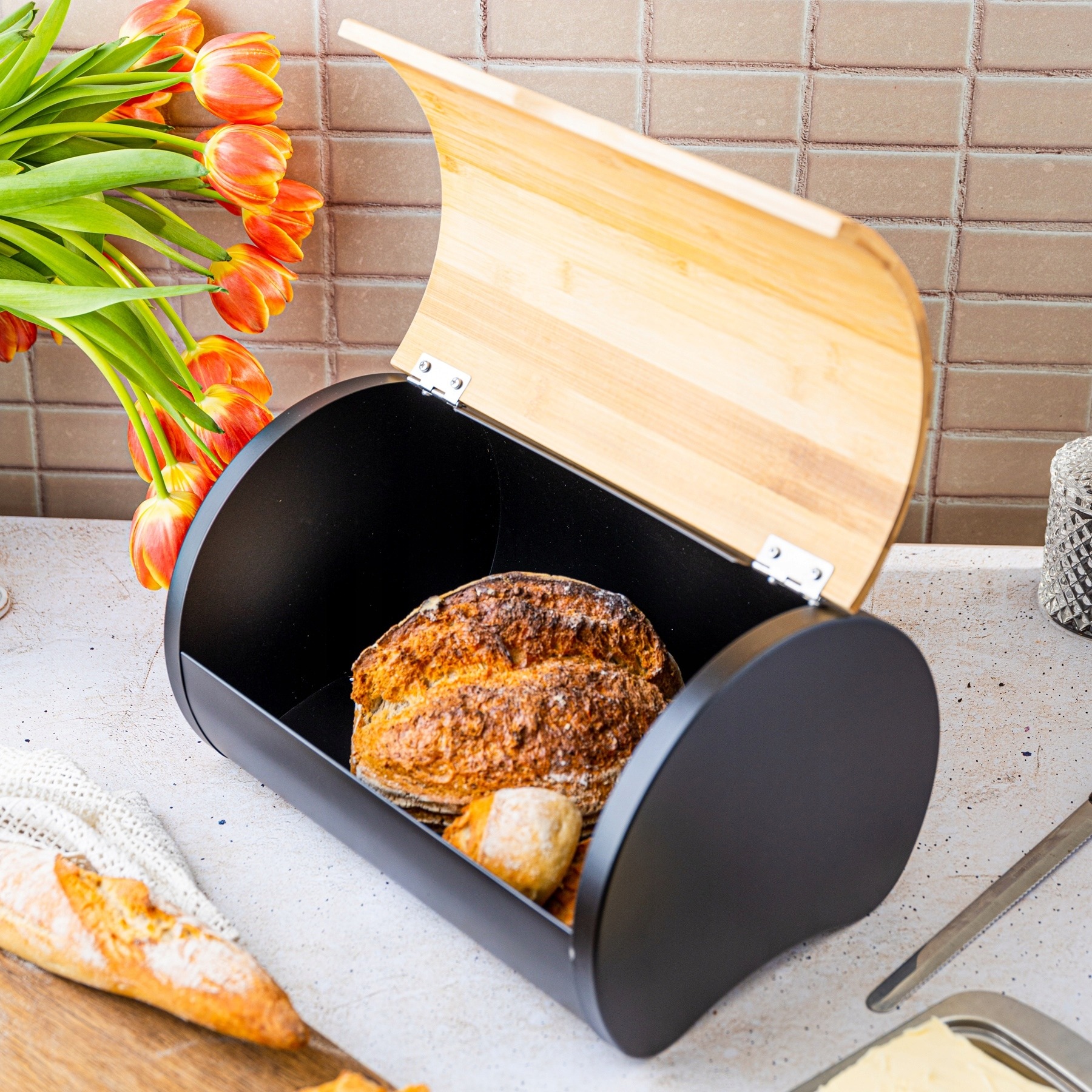 CHLEBAK CHLEBAK CZARNY CHLEBAK DREWNIANY