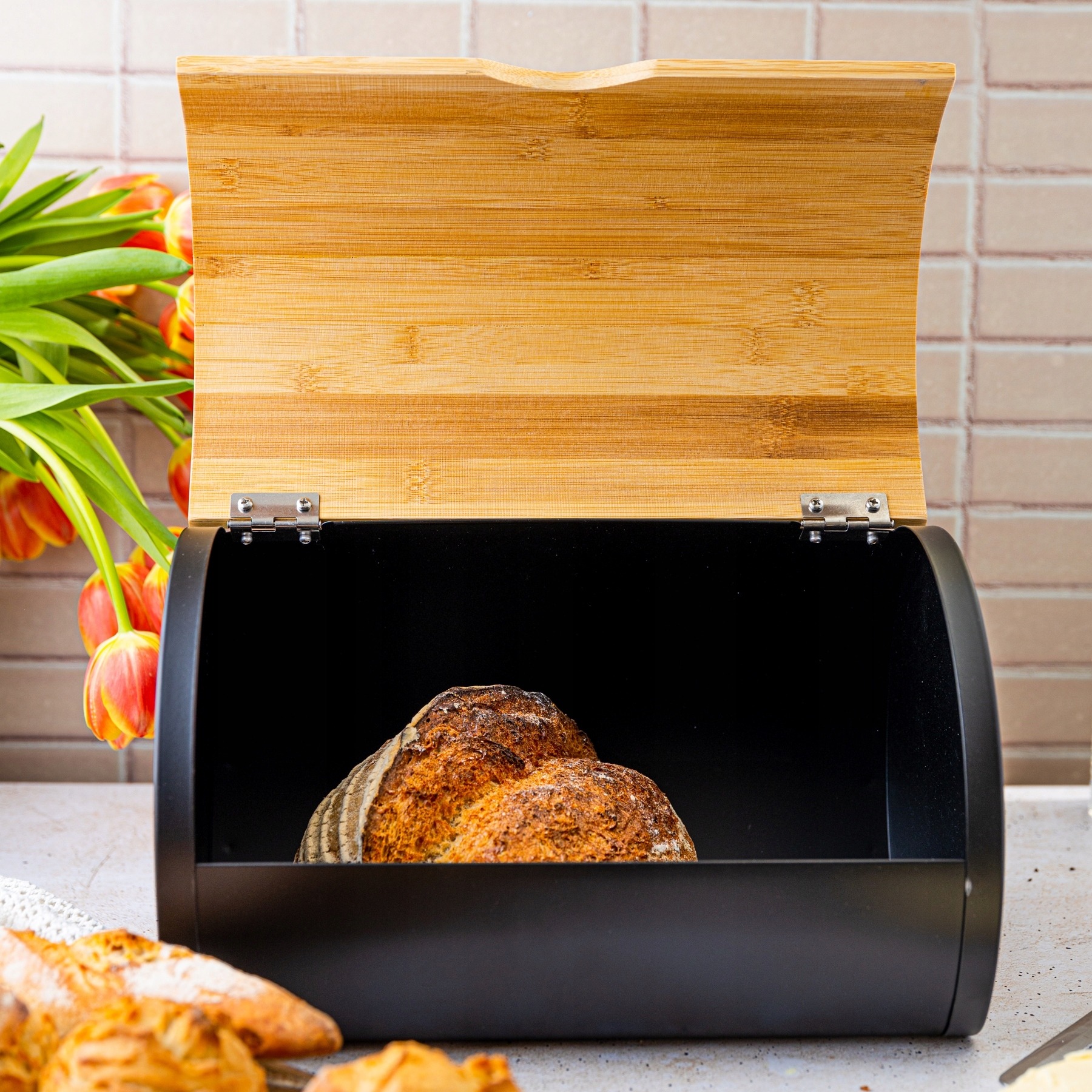 CHLEBAK CHLEBAK CZARNY CHLEBAK DREWNIANY