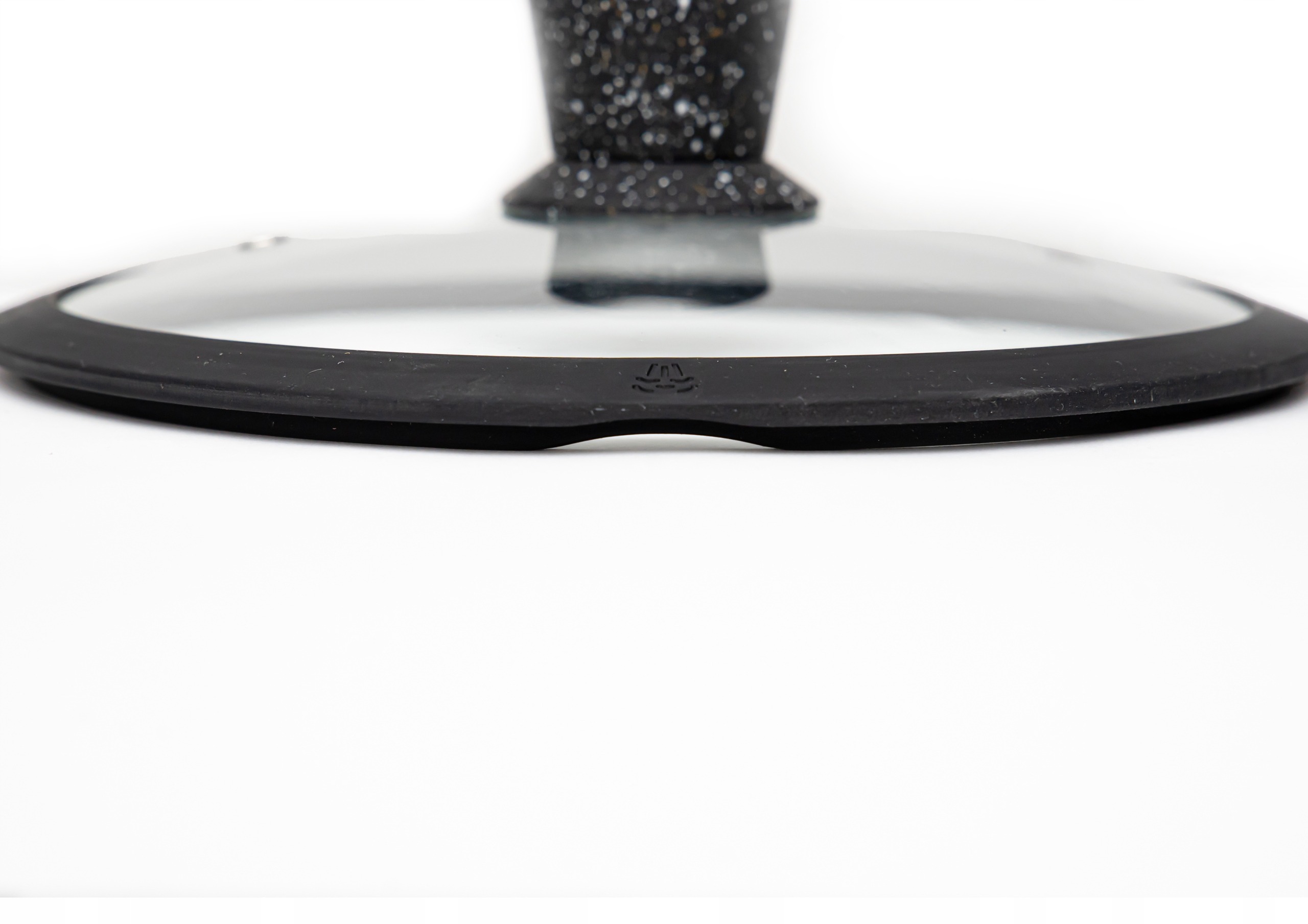 Garnek marmurkowy z pokrywką tradycyjny 24CM GAZ INDUKCJA GARNKI