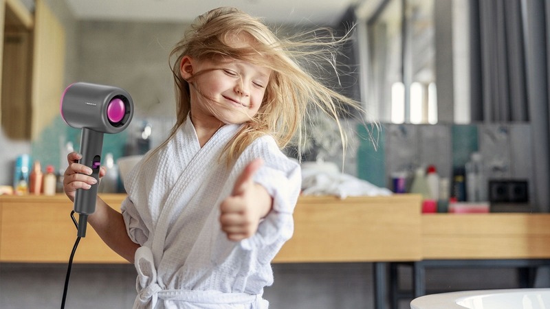 Suszarka do włosów TURYSTYCZNA MAŁA SKŁADANA