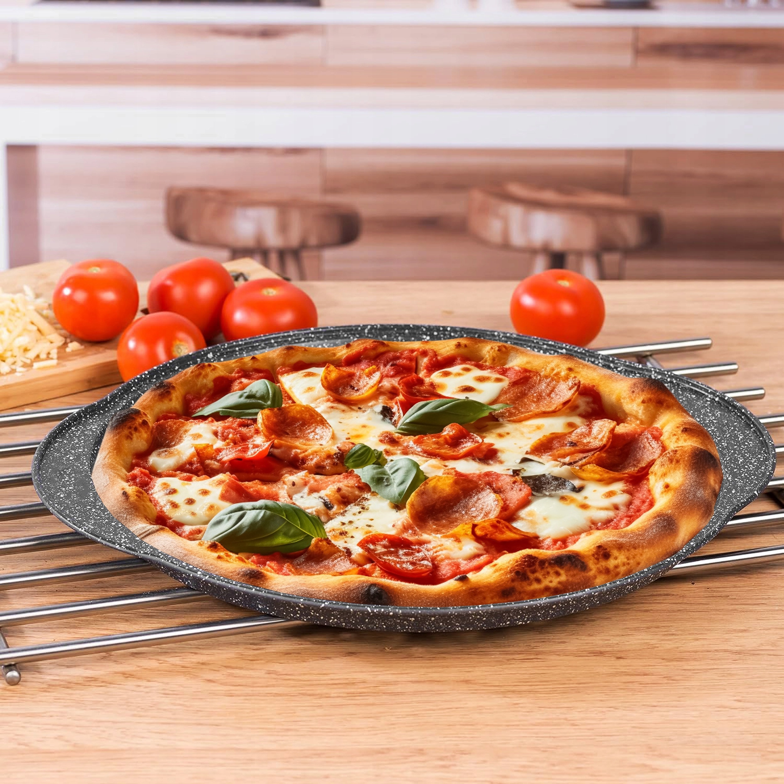 Blacha do pizzy Tacka do pizzy 33cm NIEPRZYWIERAJĄCA FORMA BLACHA STALOWA